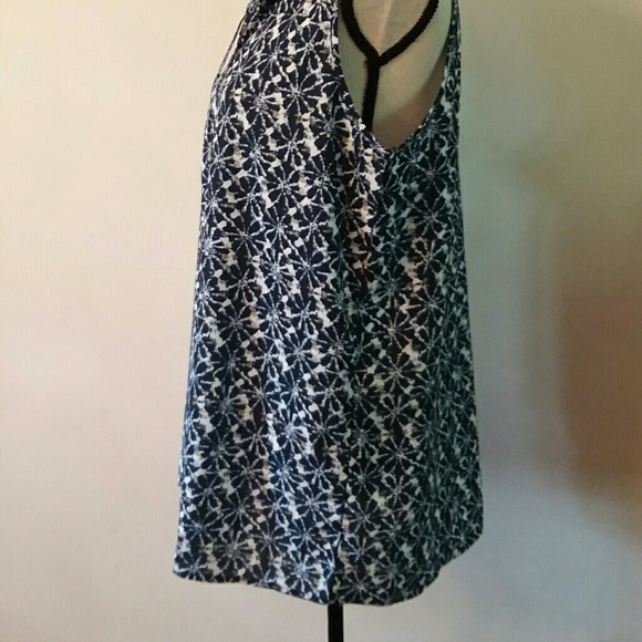 SIMPLY NOELLE Sleeveless Blouse Size: L/ XL - Picture 6 of 8